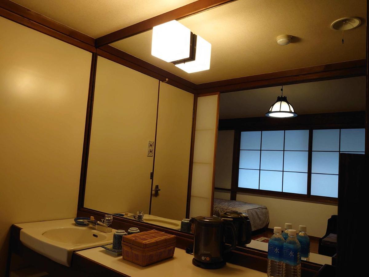 Yufuin Onsen Auberge Kunugiya Exterior photo